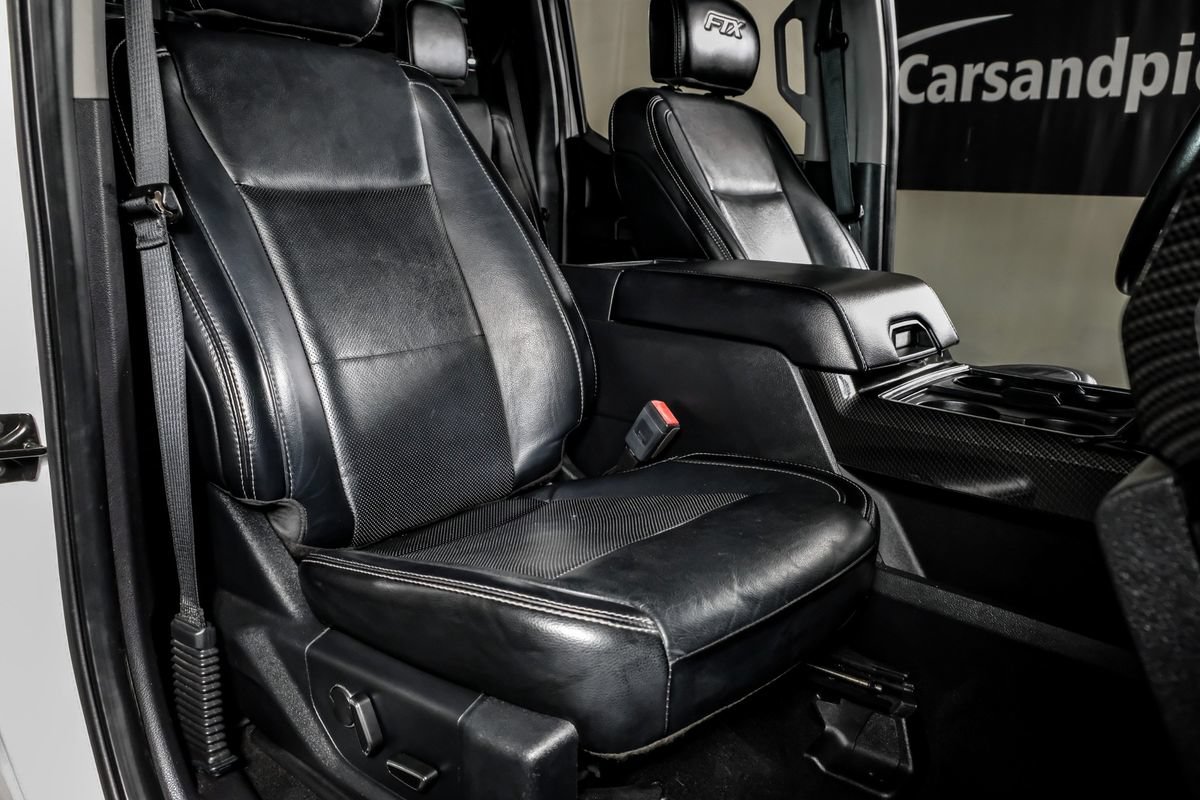 Used 2019 Ford F250 Lariat w/ Lariat Ultimate Package AWD/4WD image 30