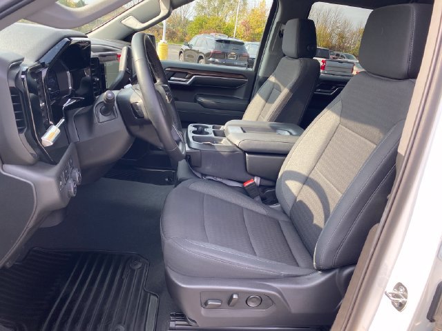 Certified 2024 Chevrolet Silverado 1500 LT AWD/4WD image 16