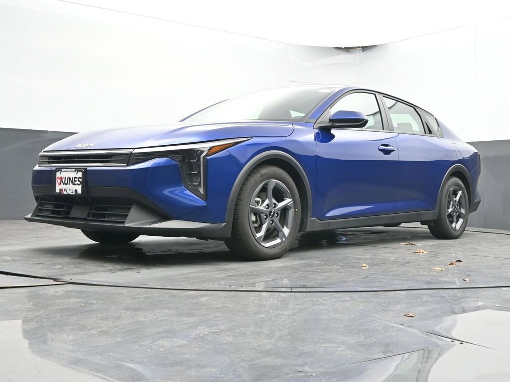 Used 2025 Kia K4 LXS FWD image 48