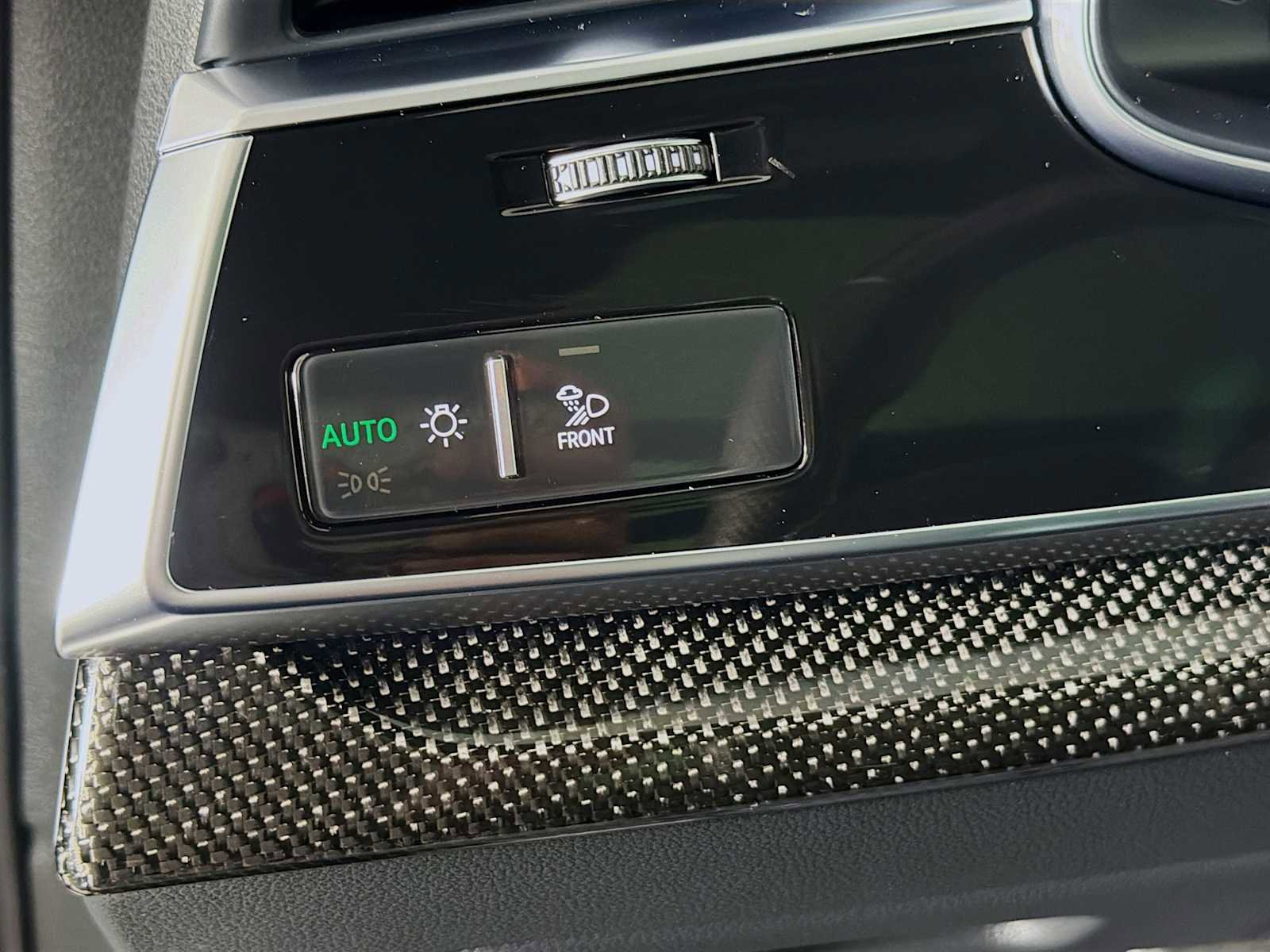 Used 2023 Audi SQ7 Premium Plus w/ Towing Package image 10