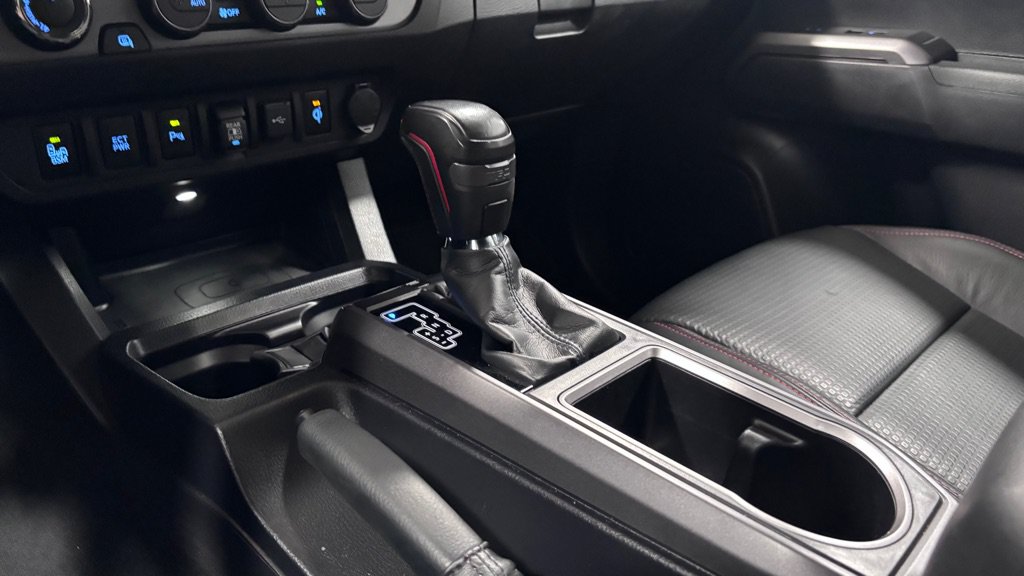 Used 2020 Toyota Tacoma TRD Pro AWD/4WD image 16