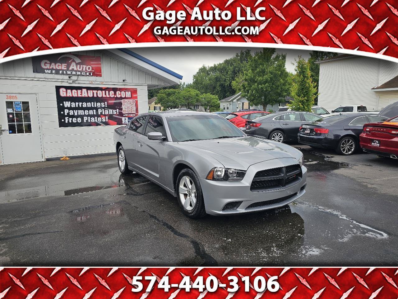 Used 2013 Dodge Charger SE RWD image 1