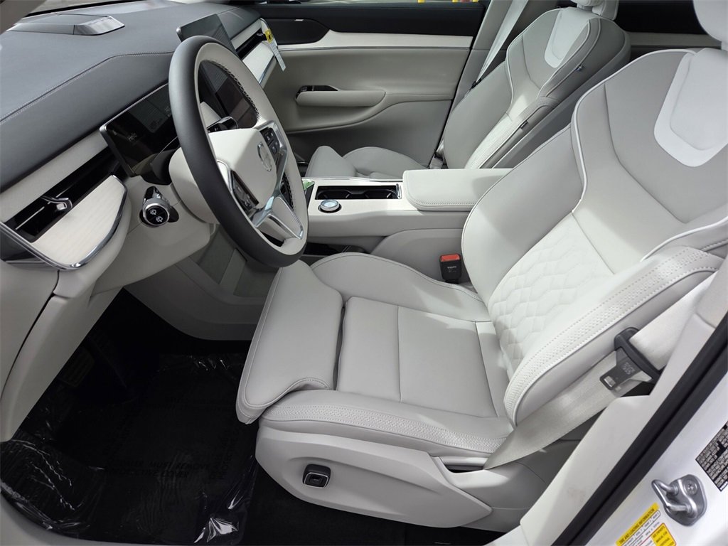 New 2025 Volvo EX90 Ultra w/ Protection Package Premier image 9