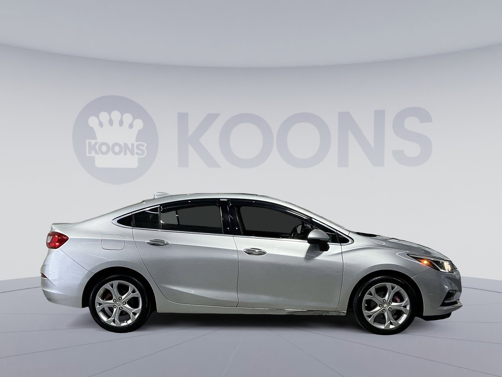 Used 2017 Chevrolet Cruze Premier image 17