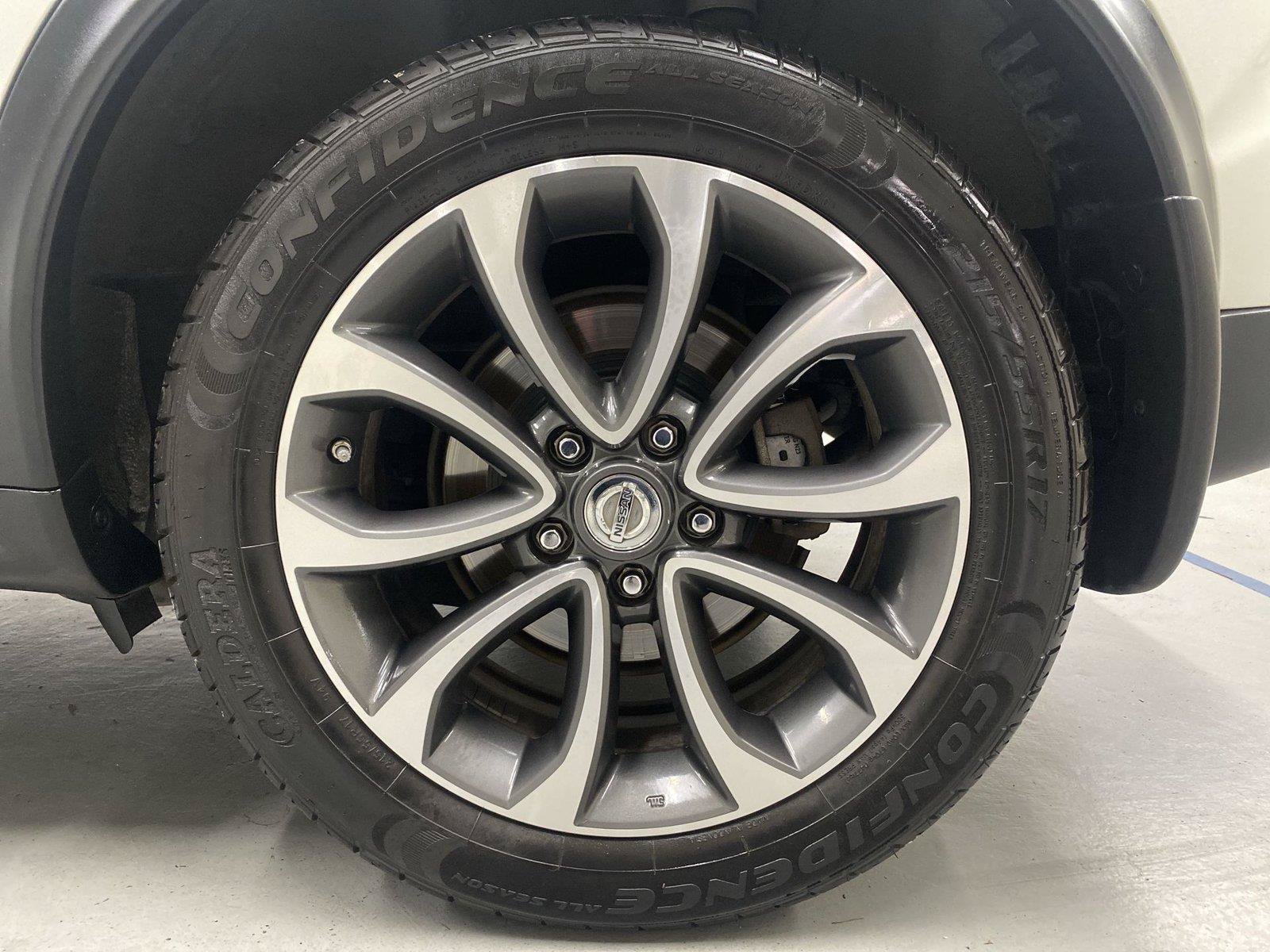 Used 2017 Nissan Juke SL AWD/4WD image 23