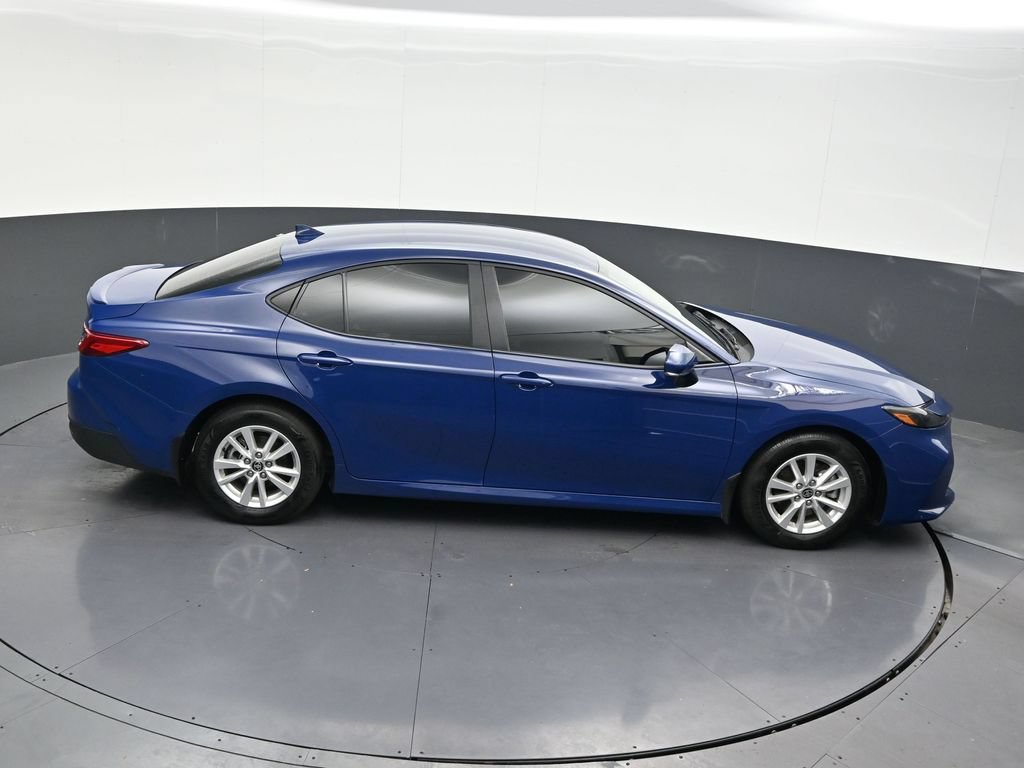 Used 2025 Toyota Camry LE w/ Convenience Package FWD image 20