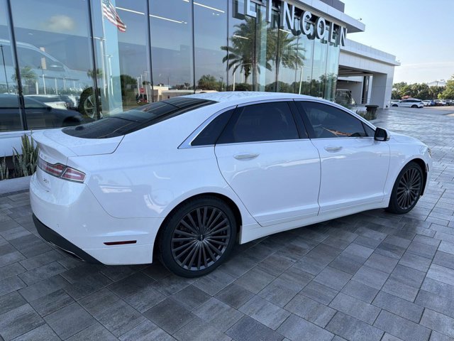 Used 2018 Lincoln MKZ Reserve FWD image 2