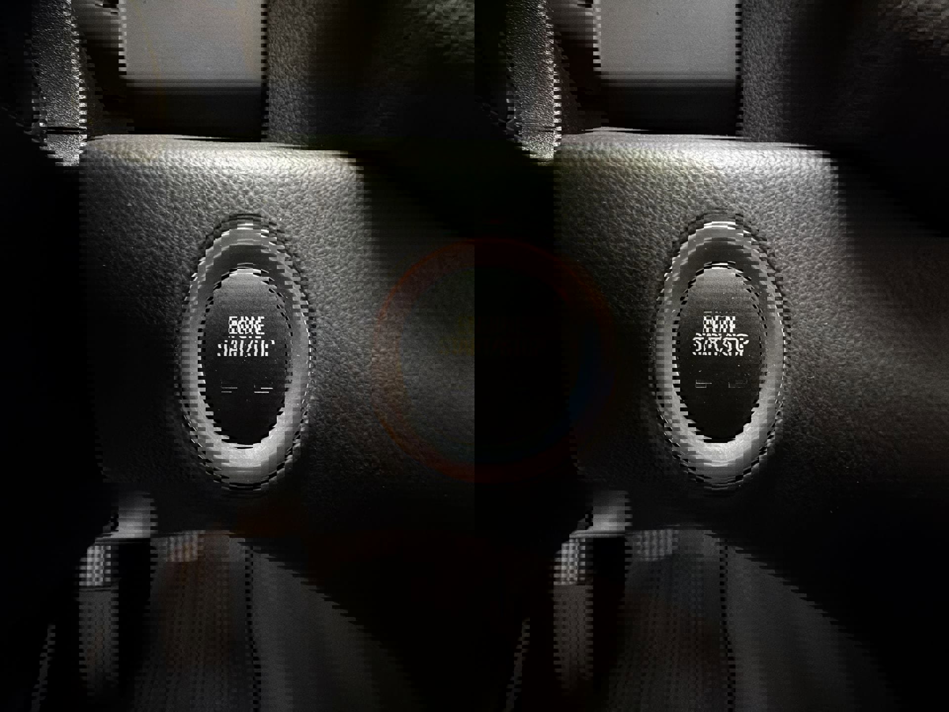 Used 2019 GMC Terrain Denali w/ Advanced Safety Package image 17