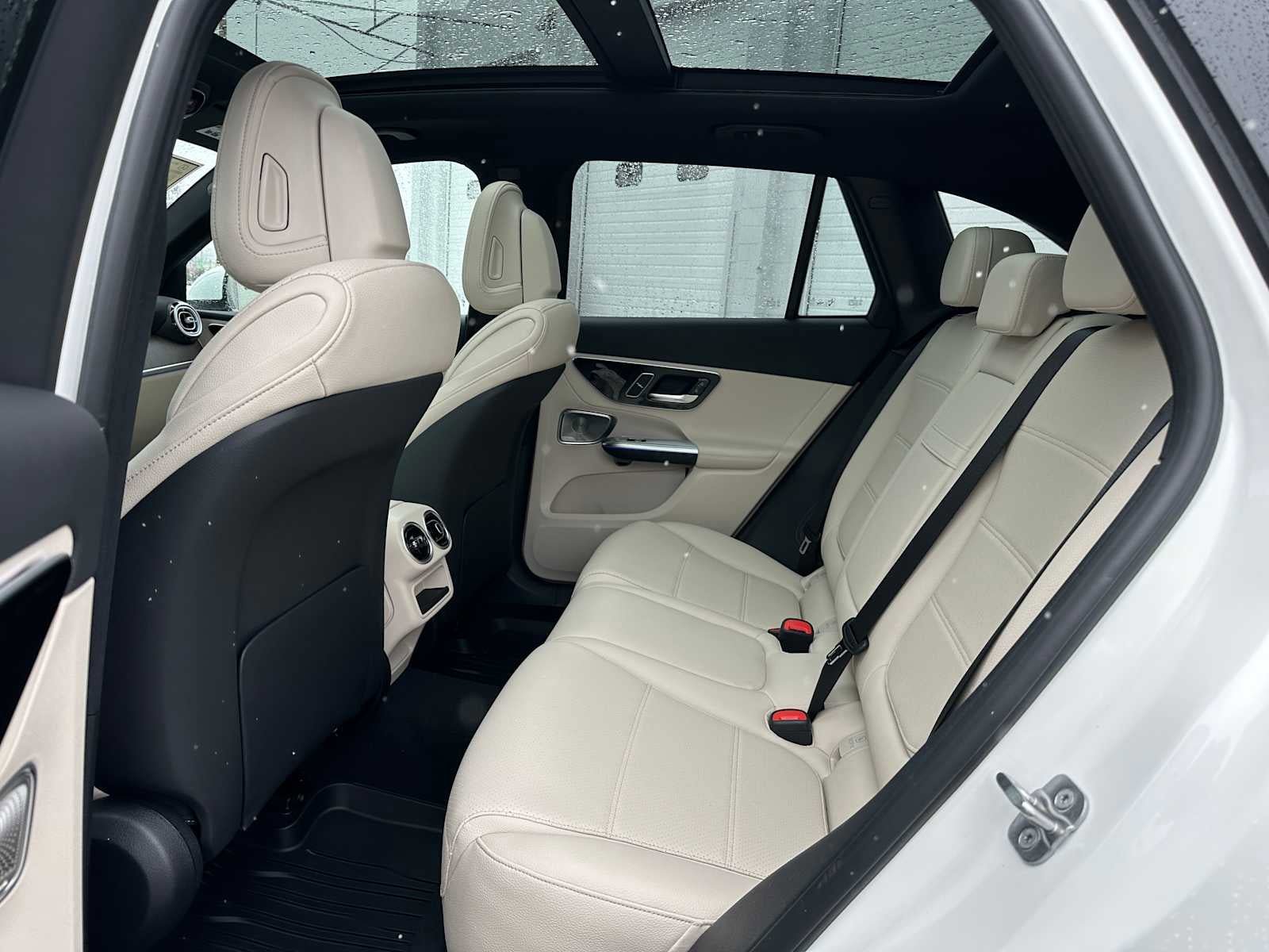 New 2026 Mercedes-Benz GLC 300 4MATIC image 16