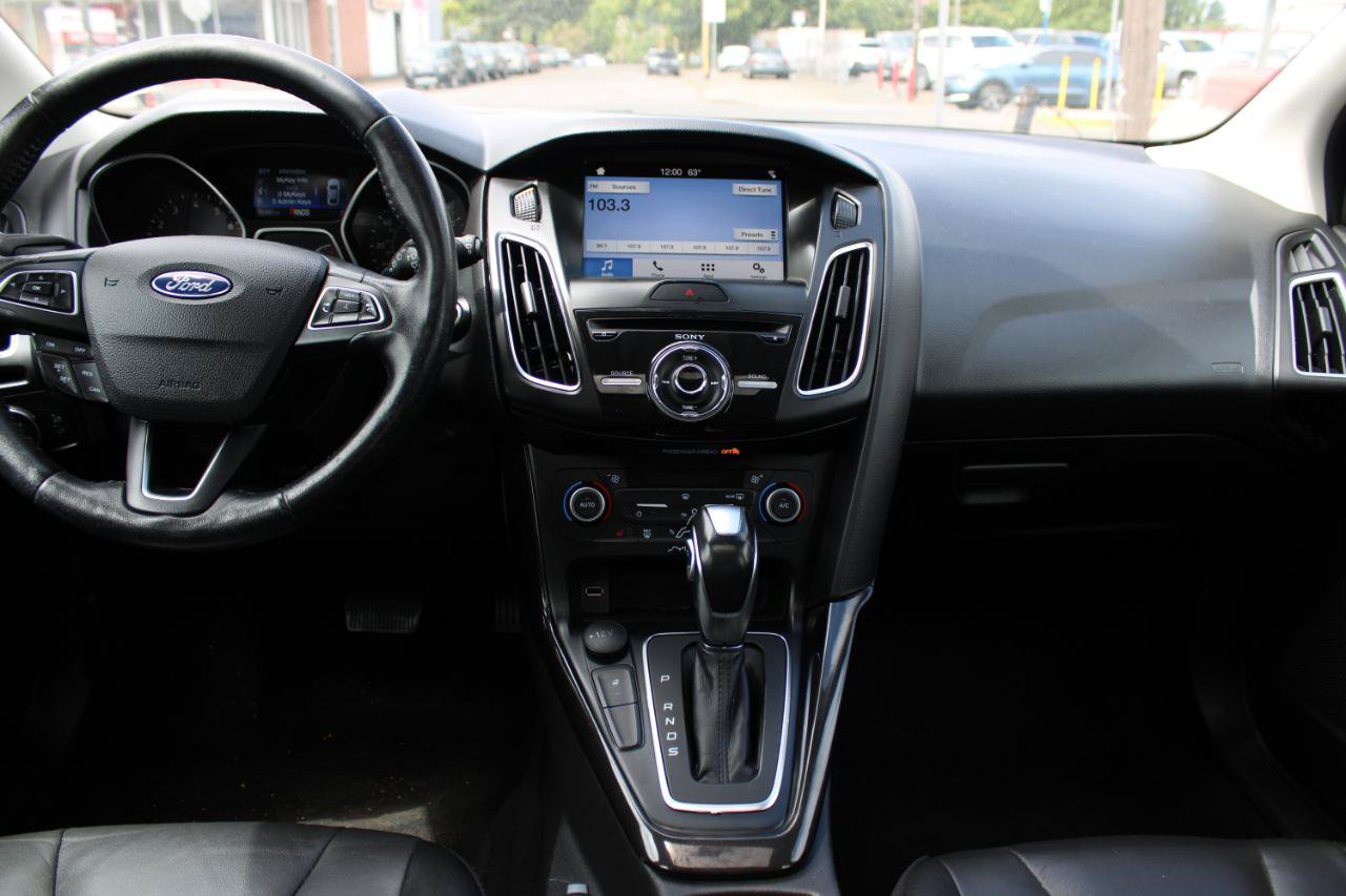 Used 2018 Ford Focus Titanium FWD image 10