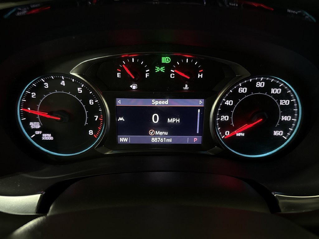 Used 2023 Chevrolet Traverse LT w/ LT Premium Package AWD/4WD image 12