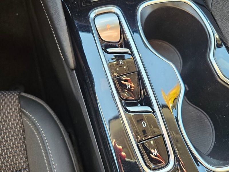 Used 2023 Buick Envision Preferred w/ Sport Touring Package image 17