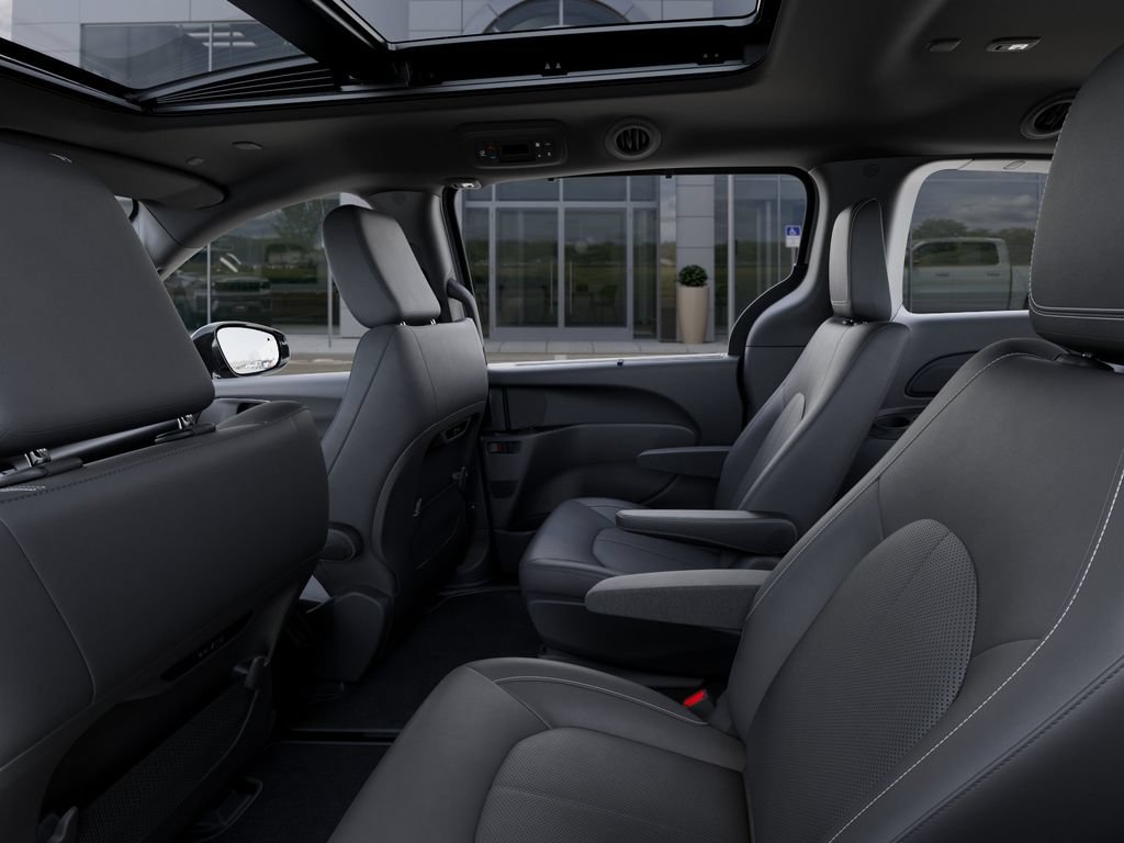 New 2026 Chrysler Pacifica Select FWD image 23