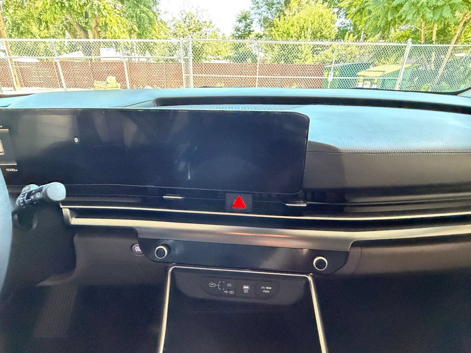 Used 2026 Kia Carnival FWD image 17
