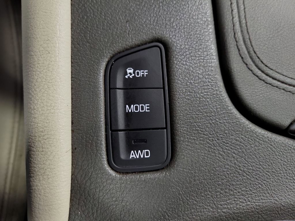 Used 2017 Cadillac XT5 Luxury image 17