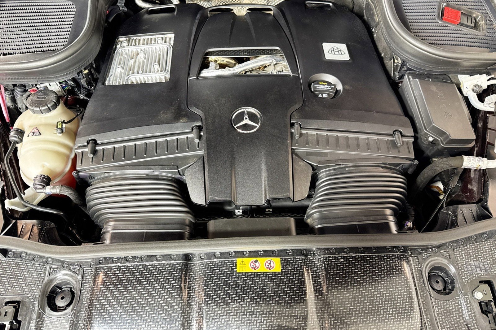 Used 2023 Mercedes-Benz Maybach GLS 600 4MATIC image 29