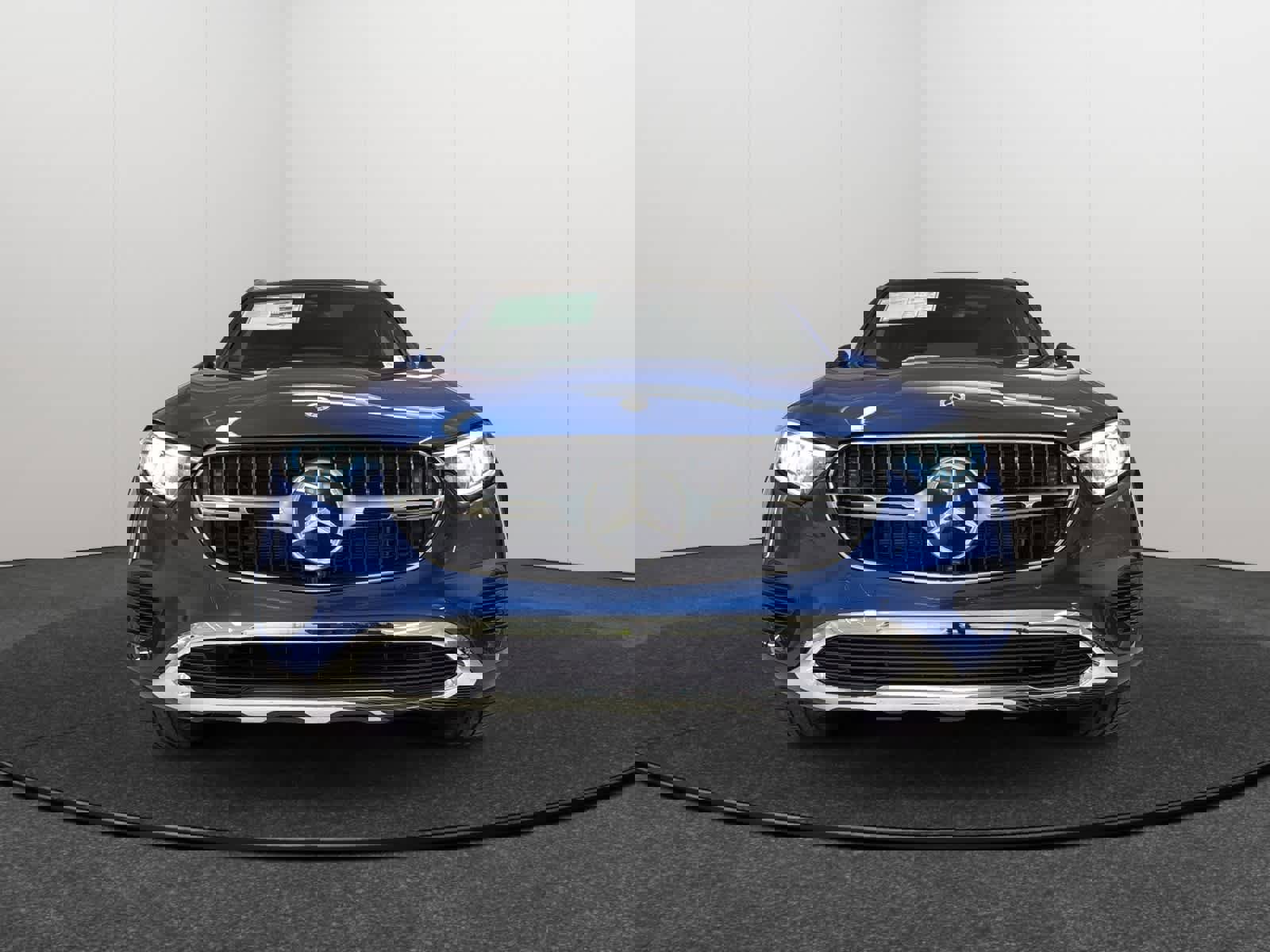 New 2026 Mercedes-Benz GLC 300 4MATIC image 2