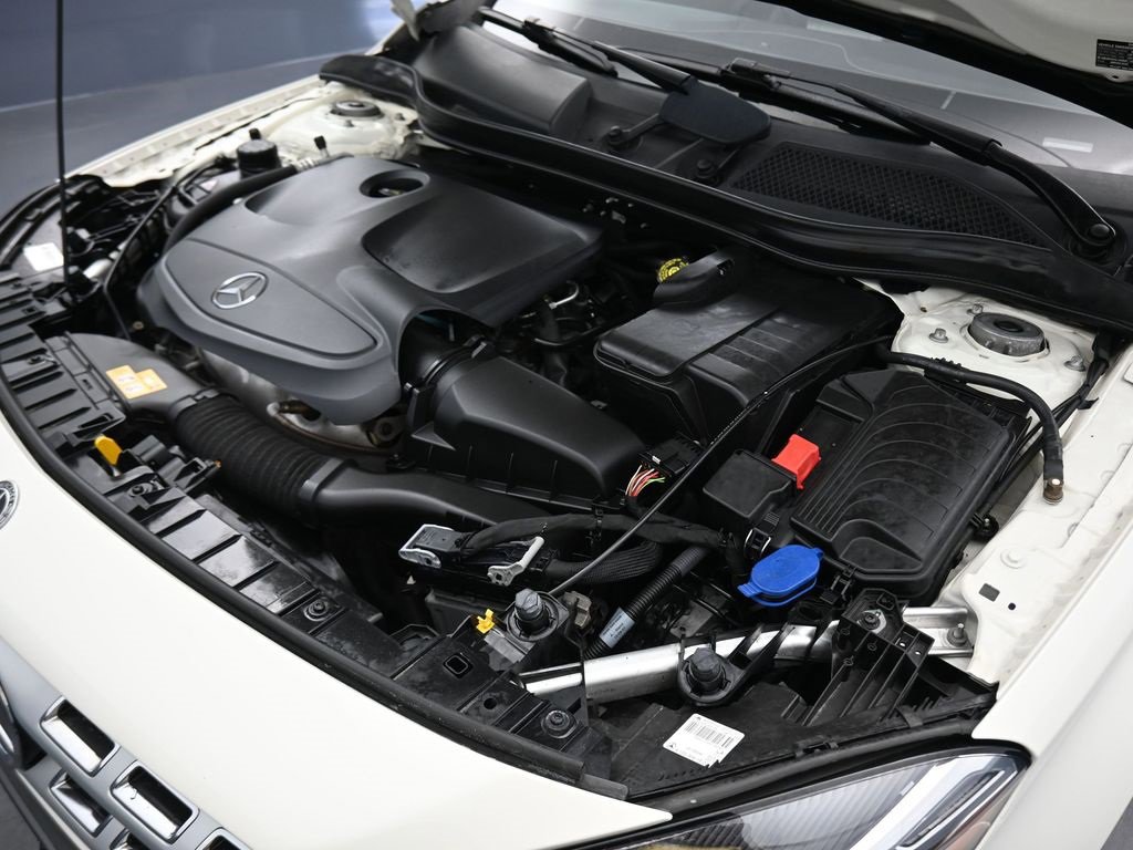 Used 2018 Mercedes-Benz GLA 250 4MATIC image 50