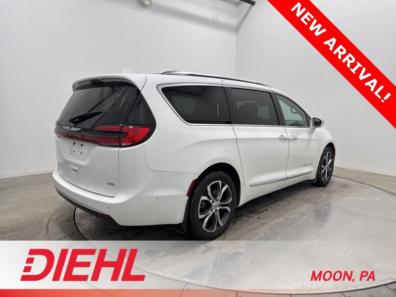 Certified 2021 Chrysler Pacifica Pinnacle image 7