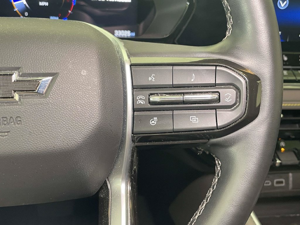 Used 2023 Chevrolet Colorado ZR2 w/ ZR2 Convenience Package III AWD/4WD image 33