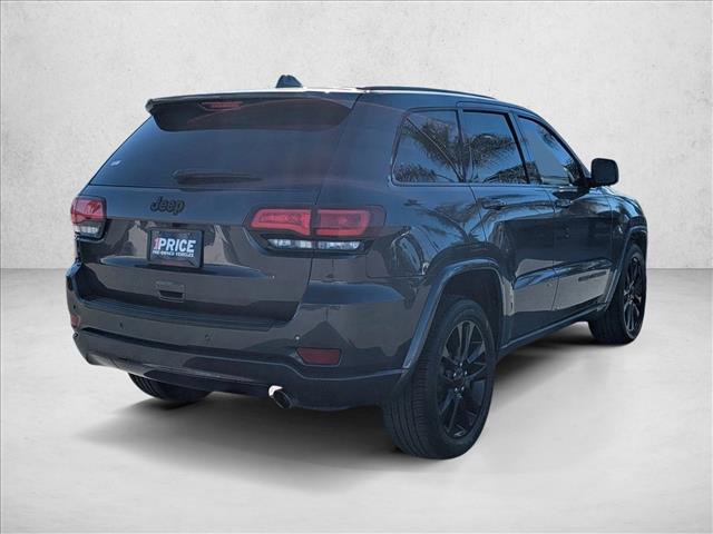 Used 2018 Jeep Grand Cherokee Altitude image 5
