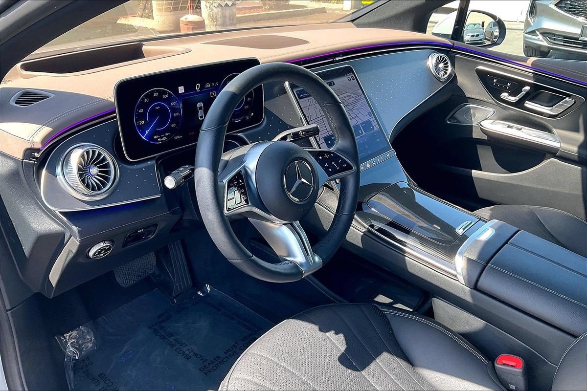Used 2023 Mercedes-Benz EQE 500 4MATIC Sedan image 14