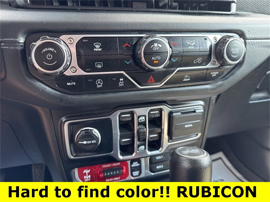 Used 2024 Jeep Wrangler Rubicon image 14