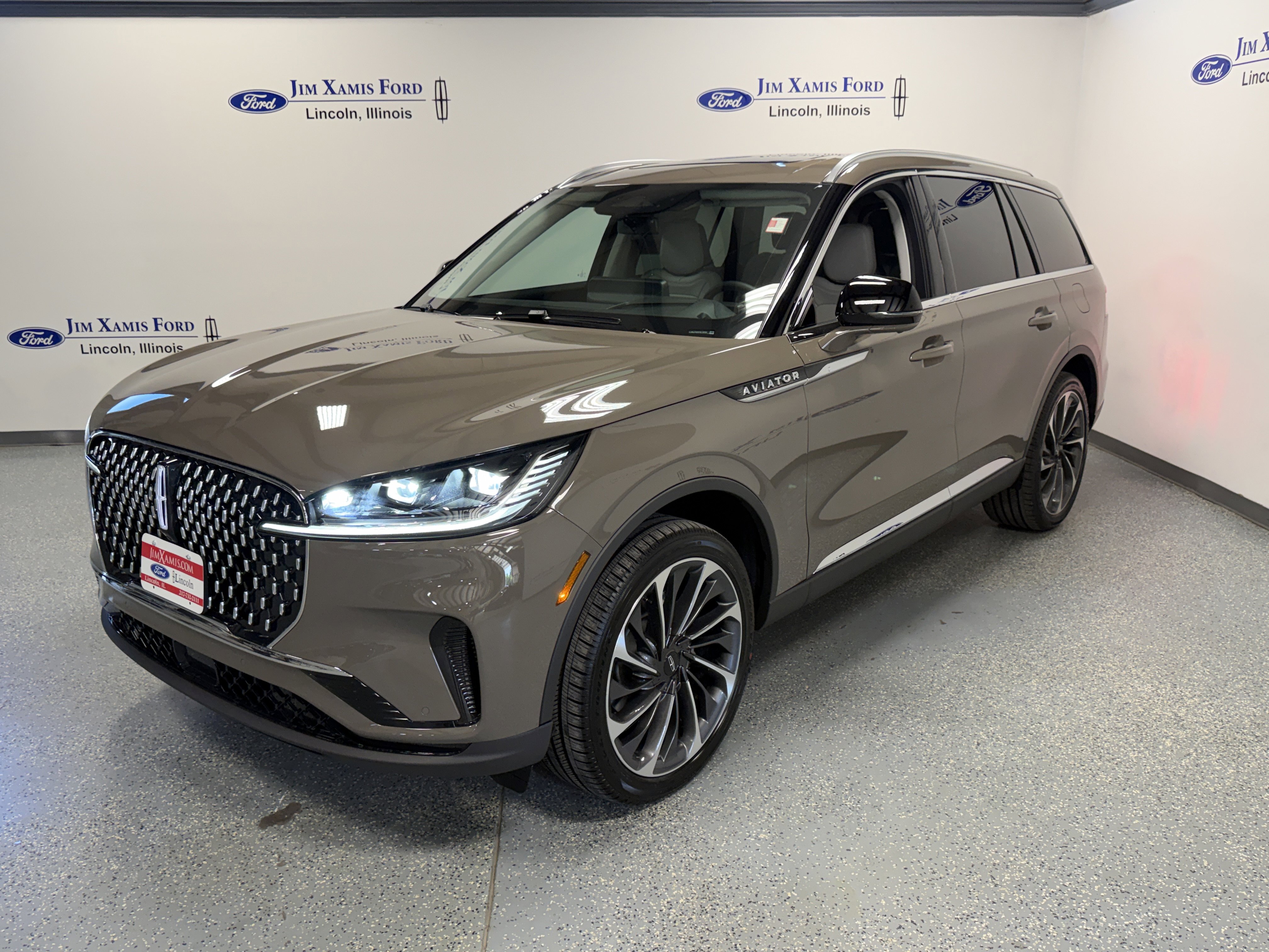 New 2026 Lincoln Aviator Reserve AWD/4WD image 3