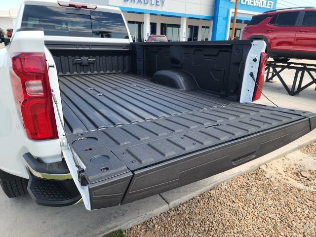 New 2026 Chevrolet Silverado 3500 LT w/ All Star Edition AWD/4WD image 21