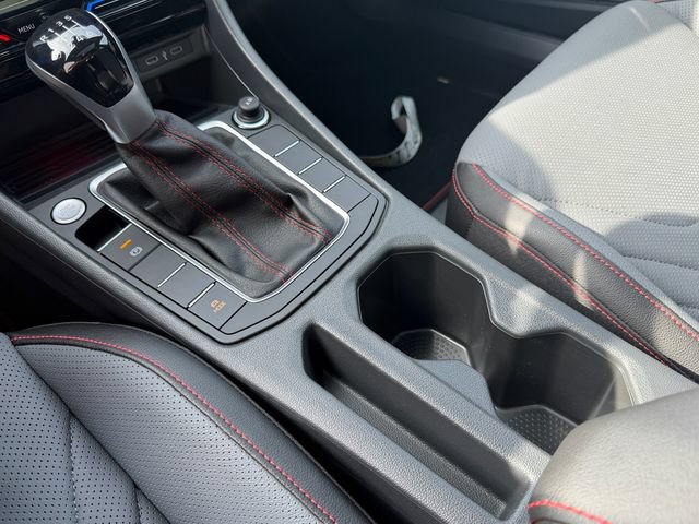 New 2026 Volkswagen Jetta GLI Autobahn FWD image 16