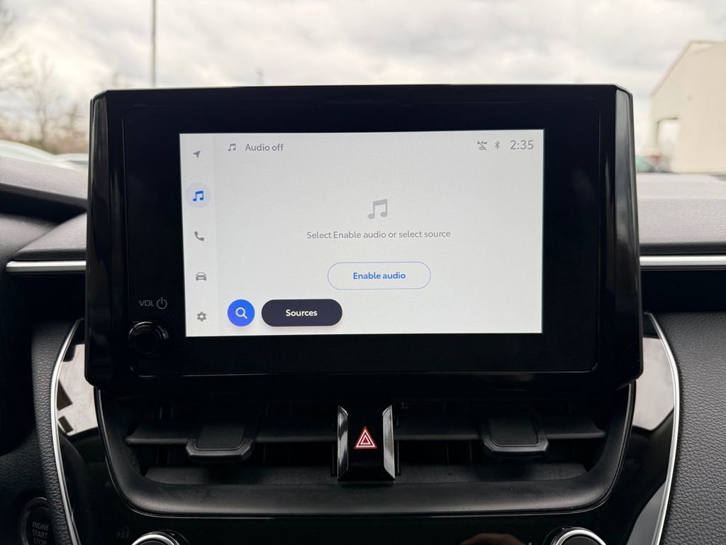 Used 2025 Toyota Corolla LE w/ LE Premium Package image 21