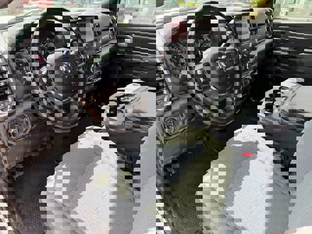 Used 2024 RAM 2500 Big Horn image 8