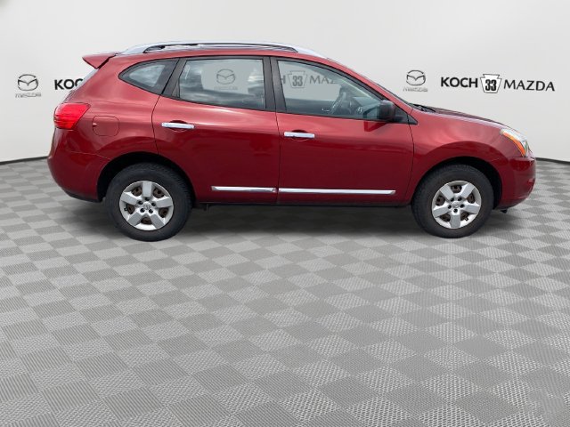 Used 2015 Nissan Rogue S w/ Convenience Package FWD image 4