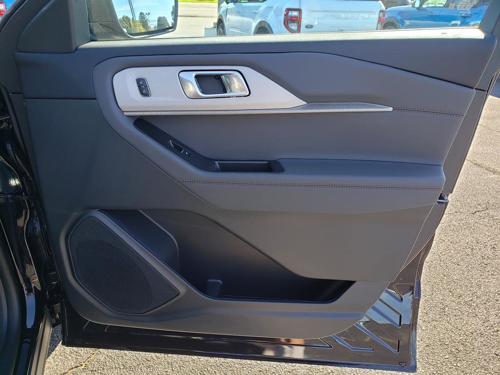 New 2026 Ford Explorer Active image 17