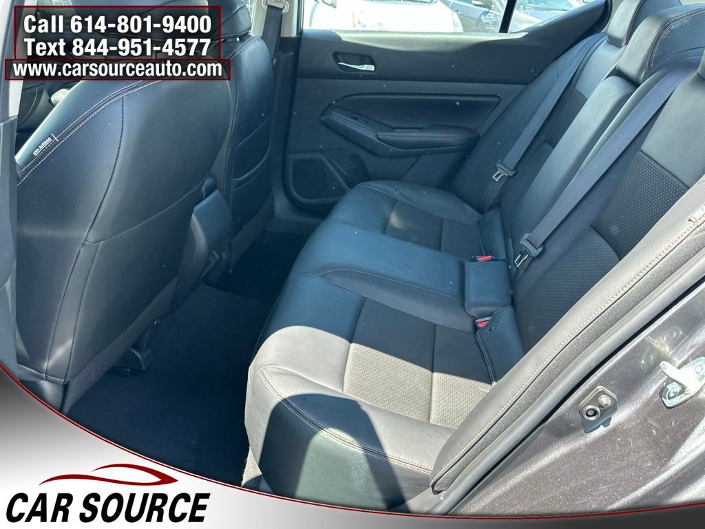 Used 2022 Nissan Altima 2.5 SR AWD/4WD image 12