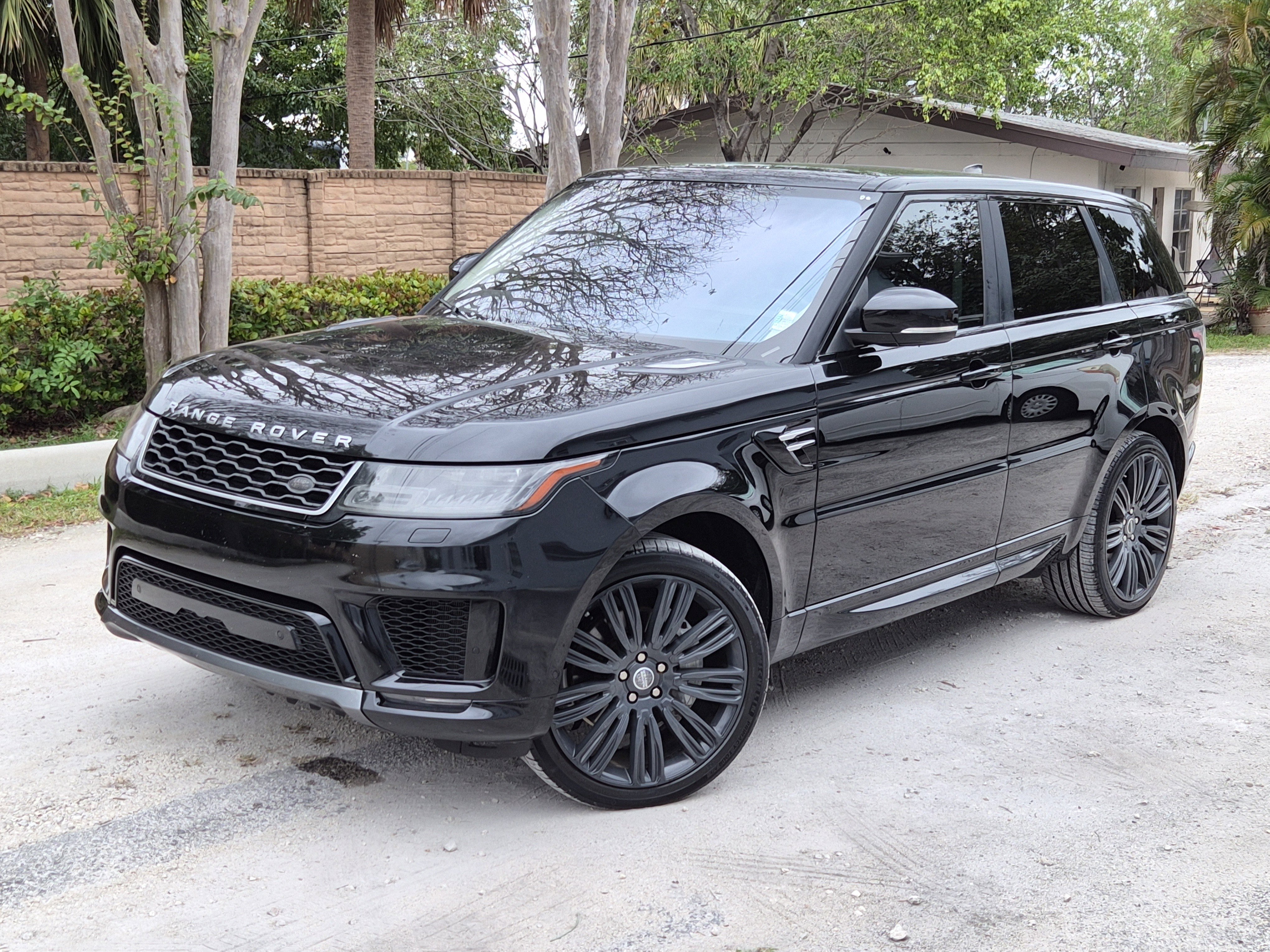 Used 2020 Land Rover Range Rover Sport HSE