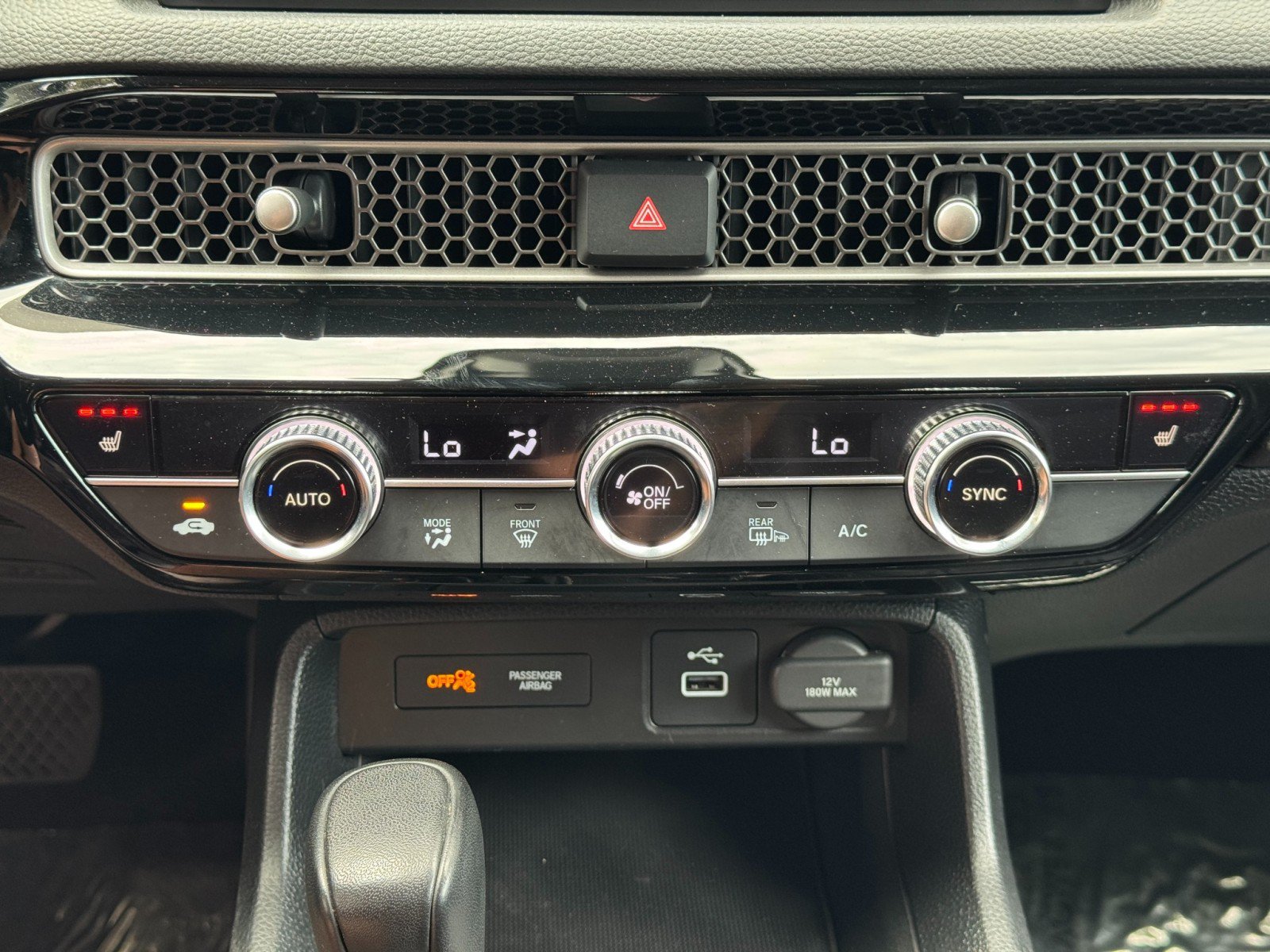 Used 2024 Honda Civic EX-L image 25