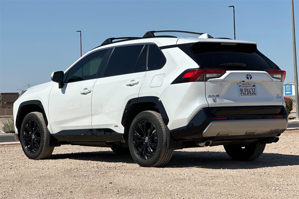 Used 2024 Toyota RAV4 SE image 7