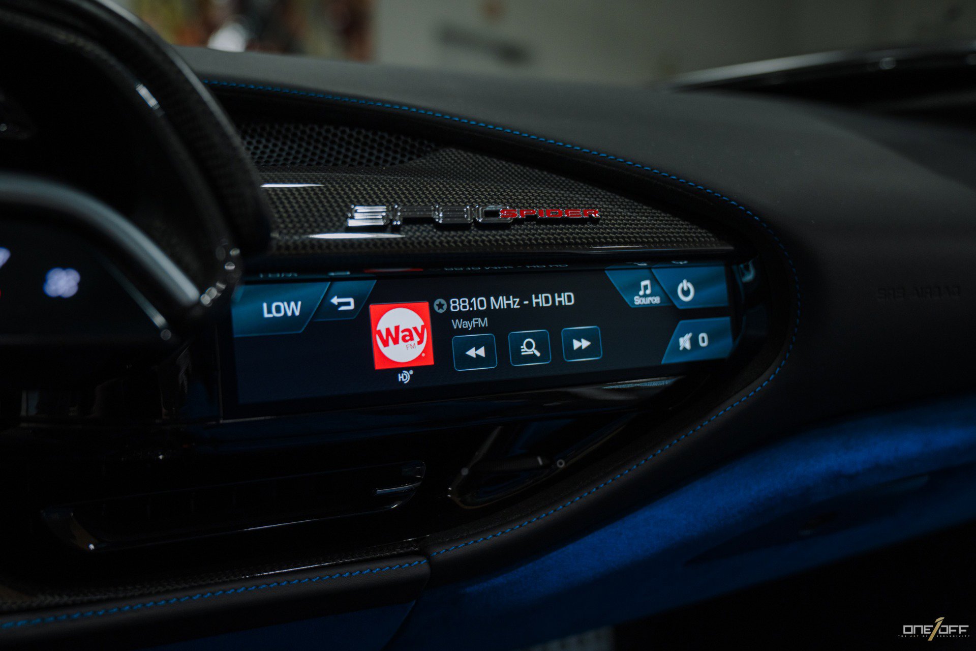 Used 2022 Ferrari SF90 Spider image 43