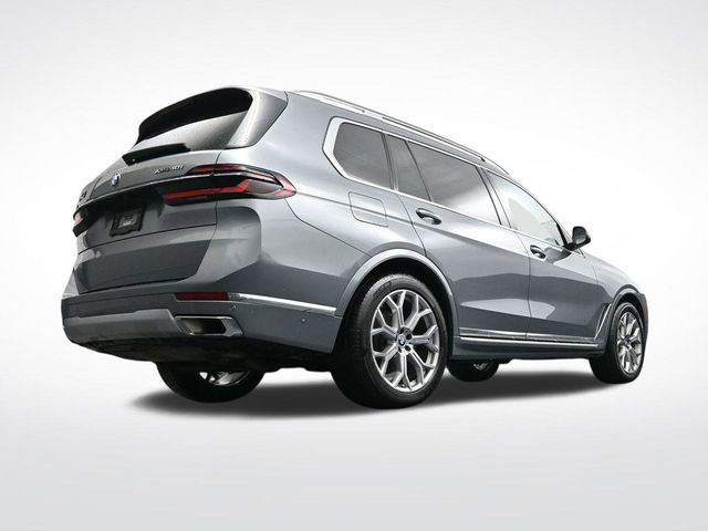 Used 2024 BMW X7 xDrive40i image 36