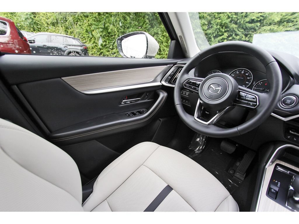 New 2026 MAZDA CX-90 3.3 Turbo w/ Preferred Package AWD/4WD image 6