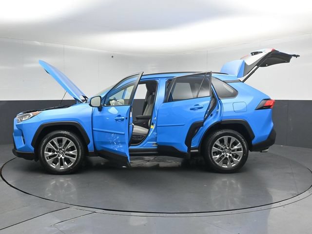 Used 2021 Toyota RAV4 XLE Premium AWD/4WD image 55
