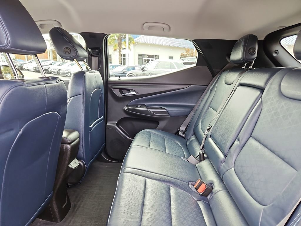 Used 2023 Chevrolet Bolt EUV LT w/ Convenience Package image 27