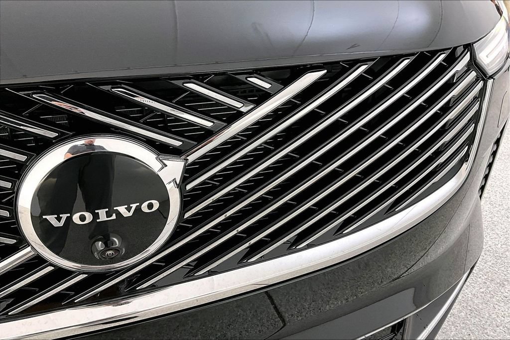 New 2026 Volvo XC90 B5 Plus AWD/4WD image 33