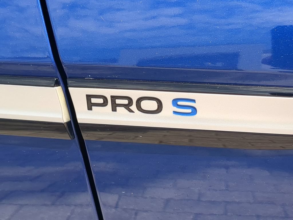 Certified 2022 Volkswagen ID.4 Pro S RWD image 12