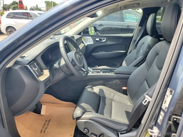 New 2026 Volvo XC60 B5 Ultra w/ Protection Package Premier AWD/4WD image 14