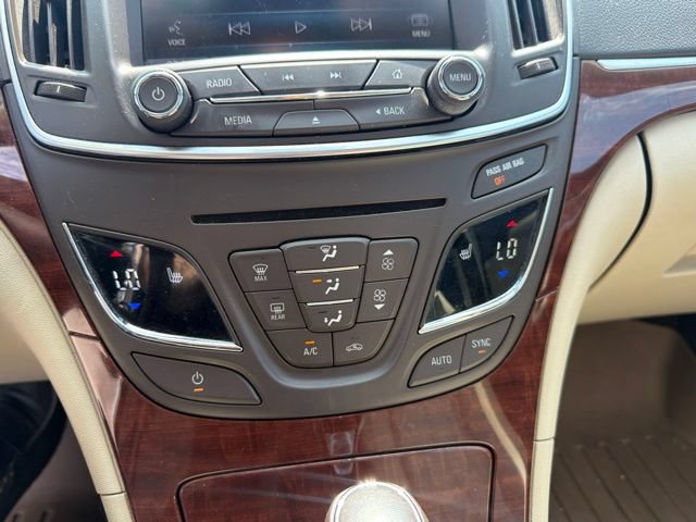 Used 2014 Buick Regal FWD image 23