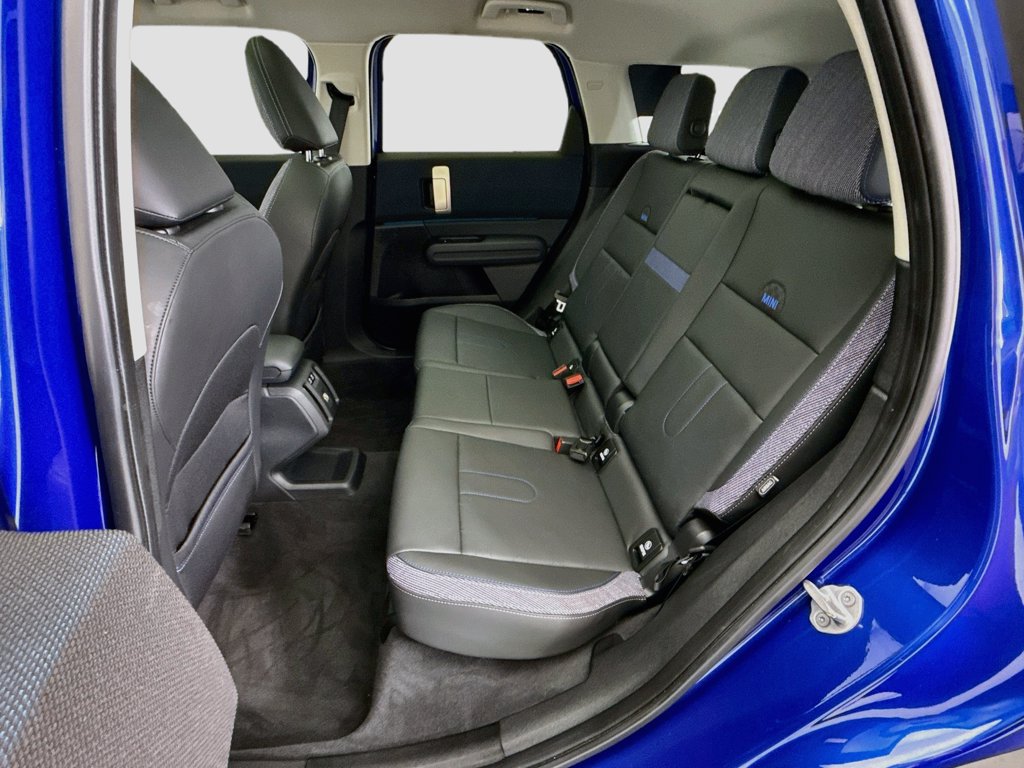 Certified 2025 MINI Cooper Countryman S AWD/4WD image 23