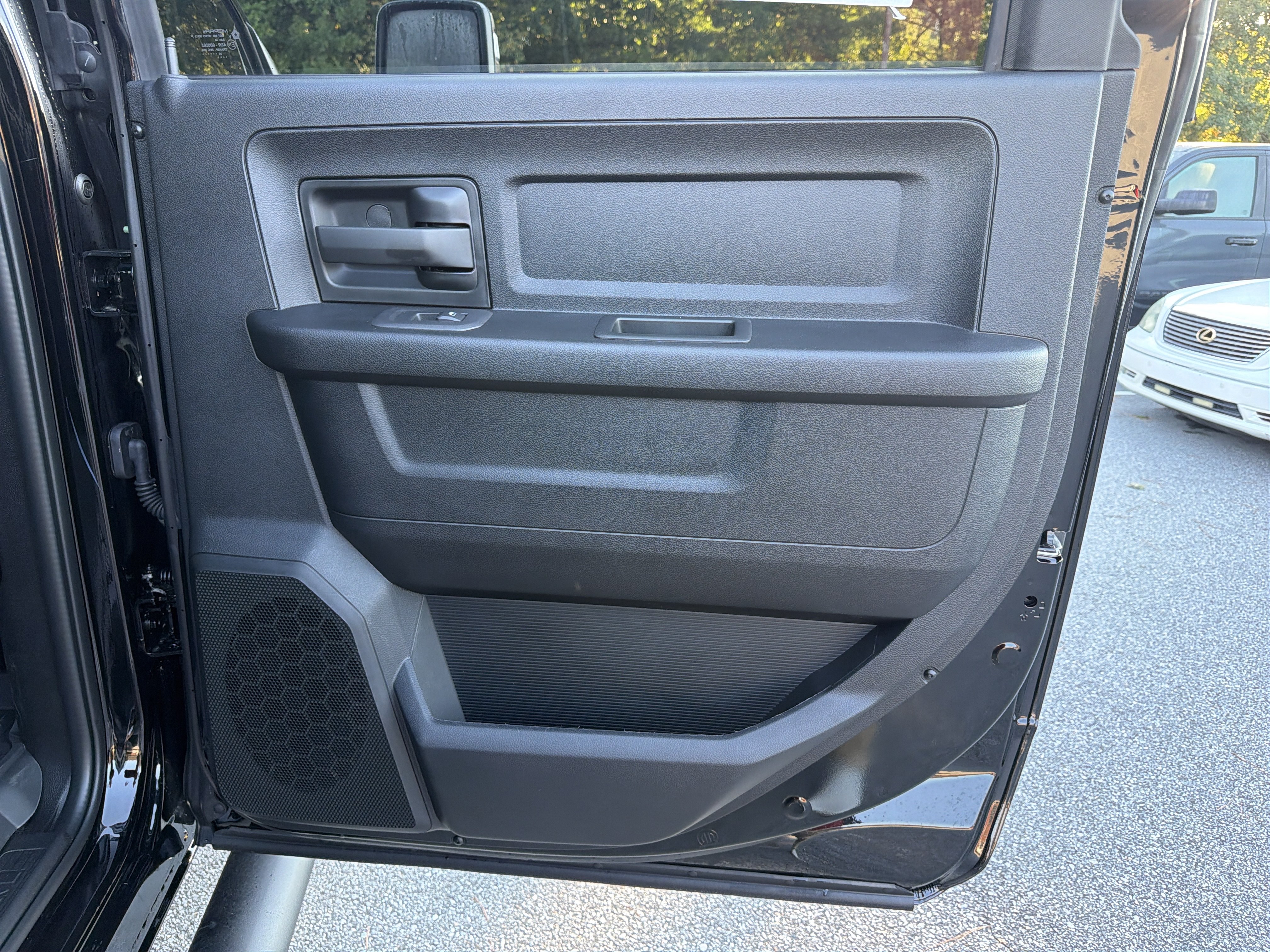 New 2026 RAM 3500 Tradesman AWD/4WD image 15