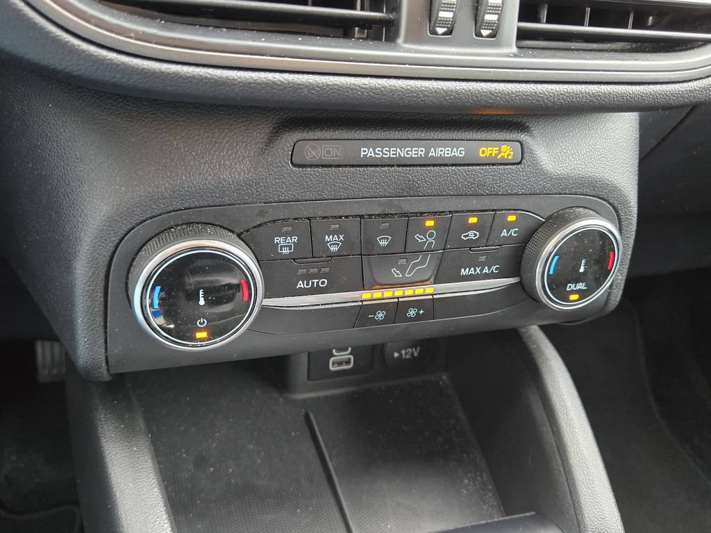 Used 2025 Ford Escape Active AWD/4WD image 44